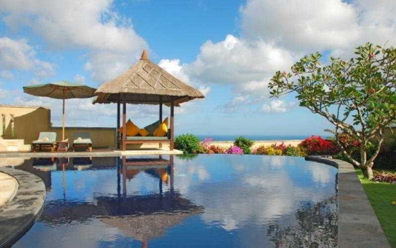 Frangipani Beach Hotel Lovina  Exterior photo